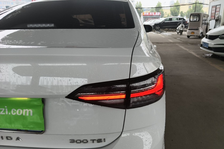 Volkswagen Lavida 2025 immagine di auto #8