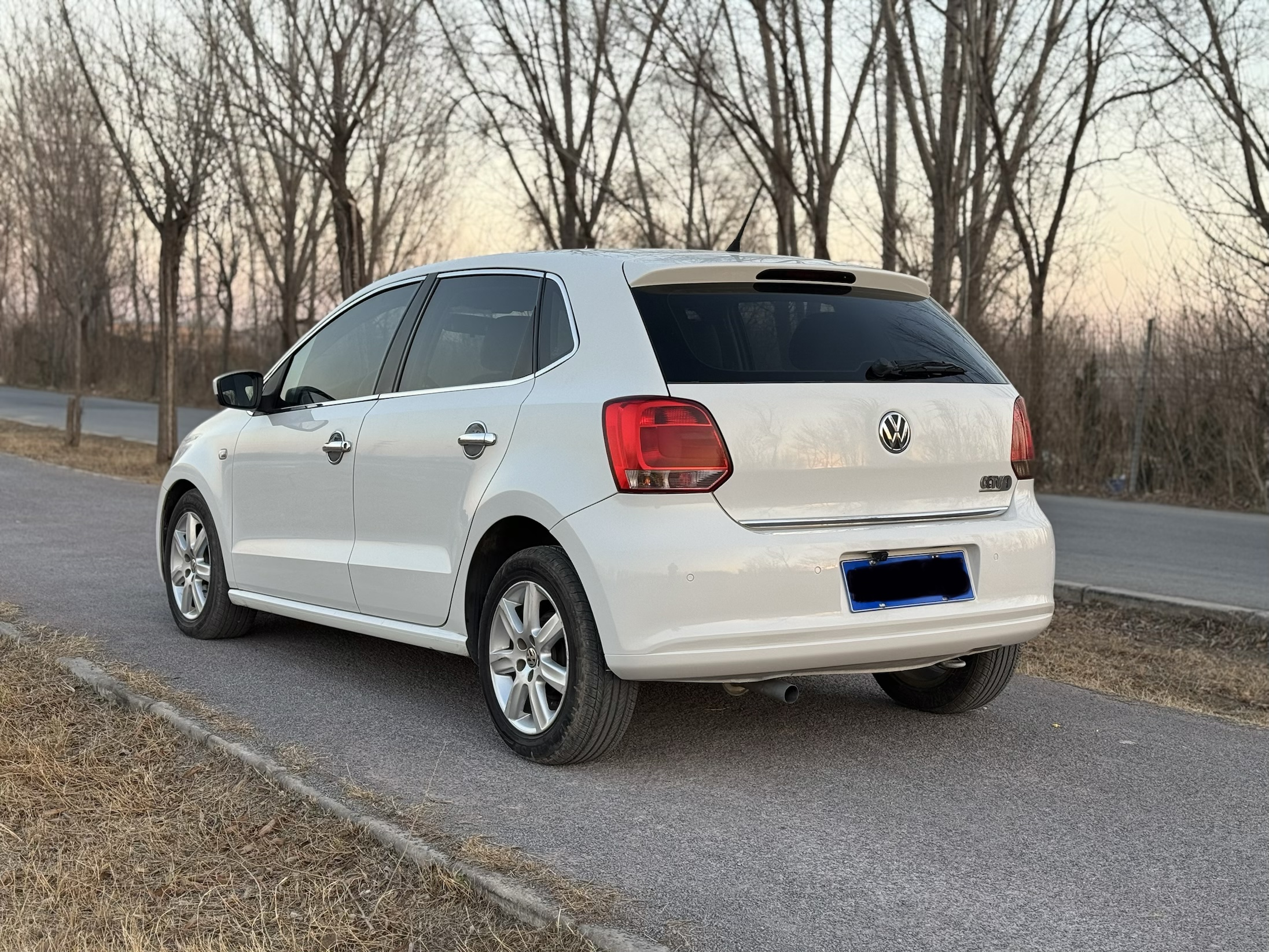 Volkswagen Polo 2011 #8 Volkswagen Polo 2011 изображение автомобиля #8