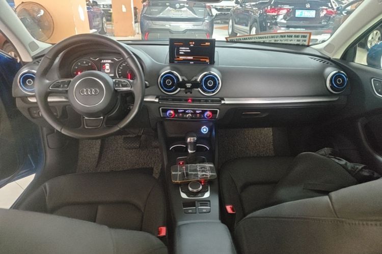 Audi A3 2016 car image #10