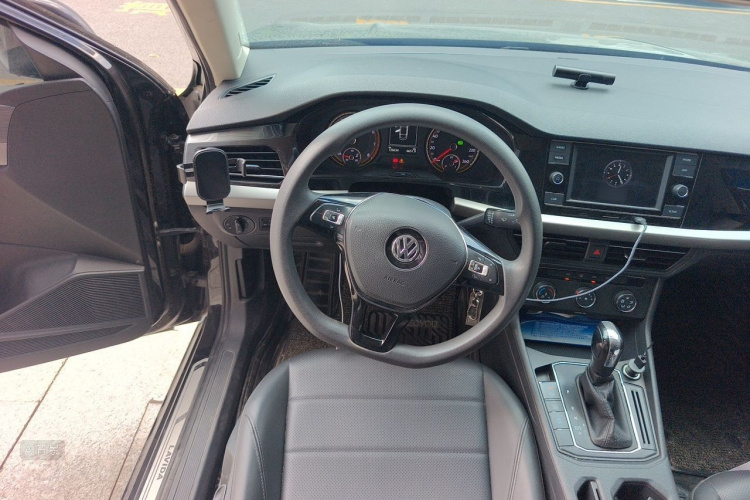 Volkswagen Lavida 2018 #12 Volkswagen Lavida 2018 car image #12