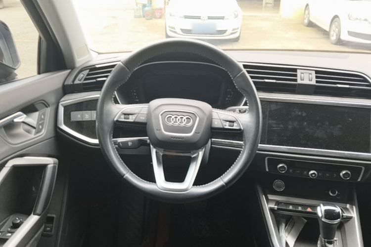 Audi Q3 2021 #11 Audi Q3 2021 car image #11