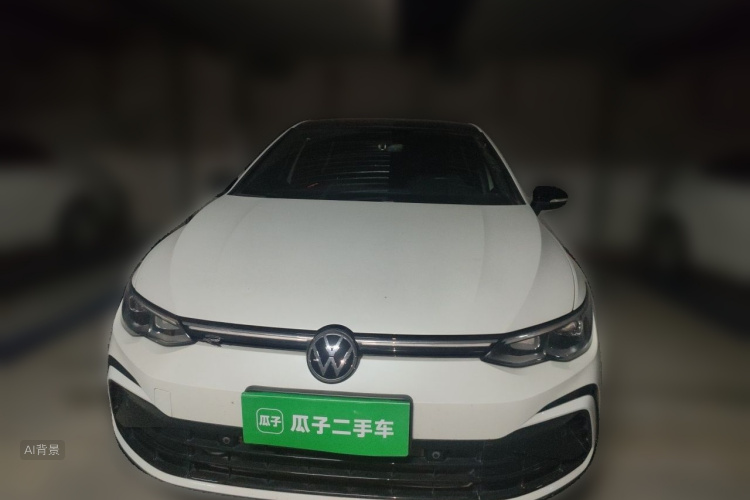 Volkswagen Golf 2023 car image #3