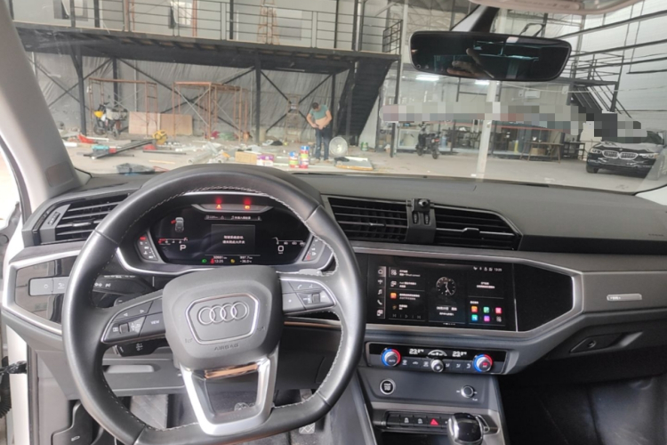 Audi Q3 2023 #10 Audi Q3 2023 car image #10