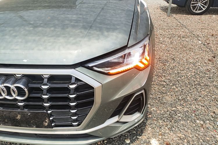 Audi Q3 2021 #23 Audi Q3 2021 صورة سيارة #23