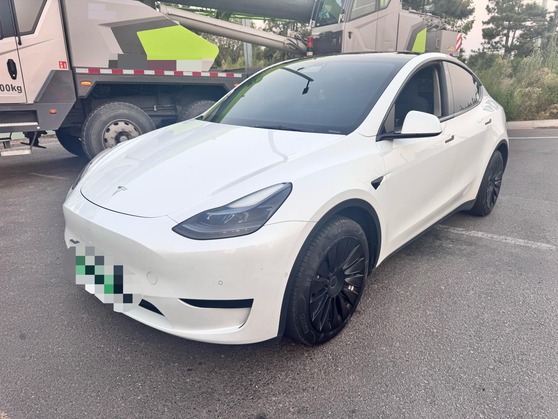 Tesla Model Y 2022 Tesla Model Y 2022 car image