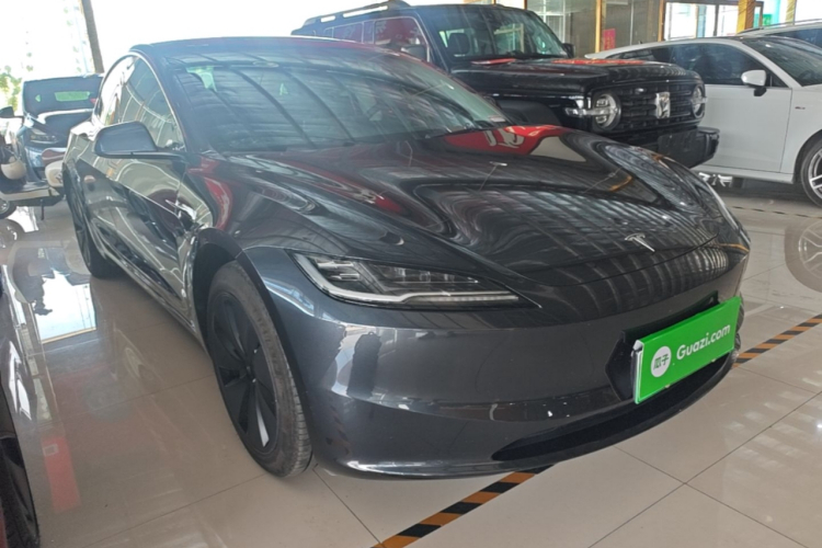 Tesla Model 3 2024 #4 Tesla Model 3 2024 car image #4