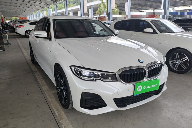 BMW 3 Series 2021 car image #4