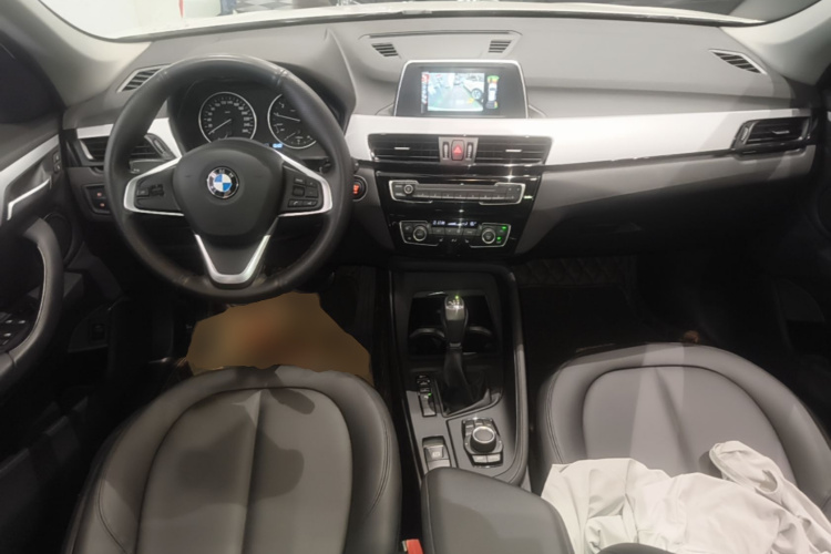 BMW X1 2017 car image #10