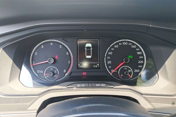 Volkswagen Polo 2020 car image #12