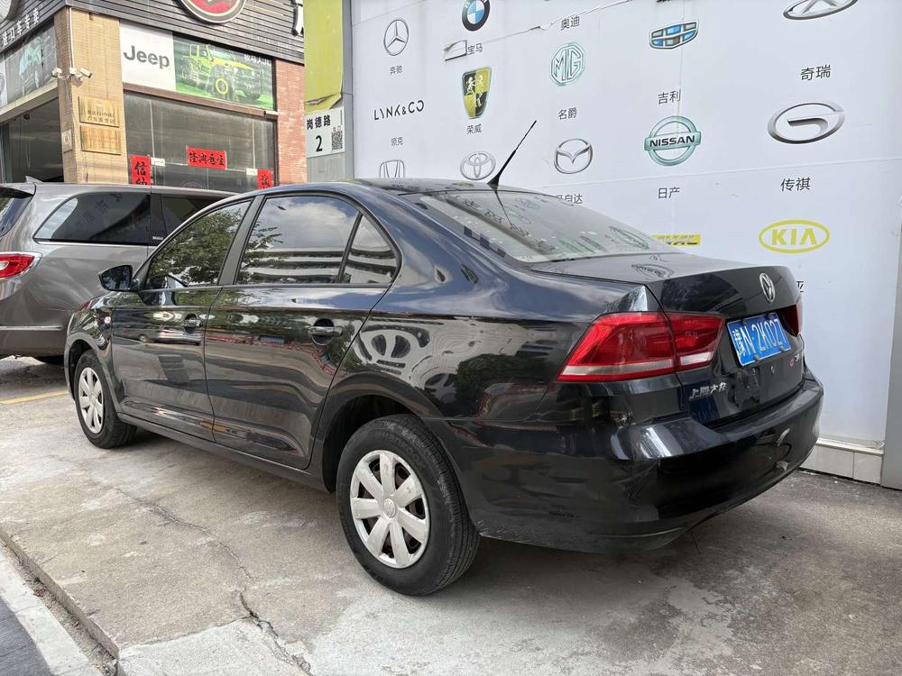 Volkswagen Santana 2015 car image #5