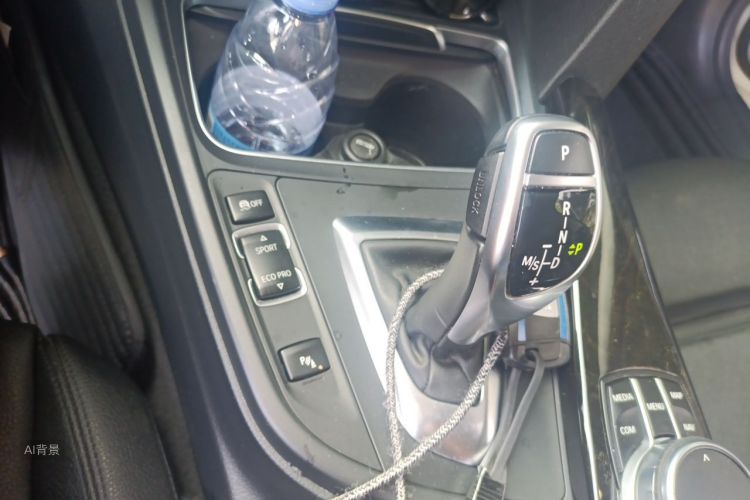 BMW 3 Series 2018 #16 BMW 3 Series 2018 immagine di auto #16