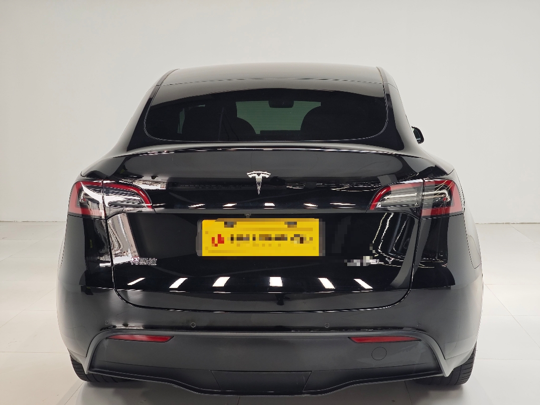 Tesla Model Y 2021 #7 Tesla Model Y 2021 car image #7