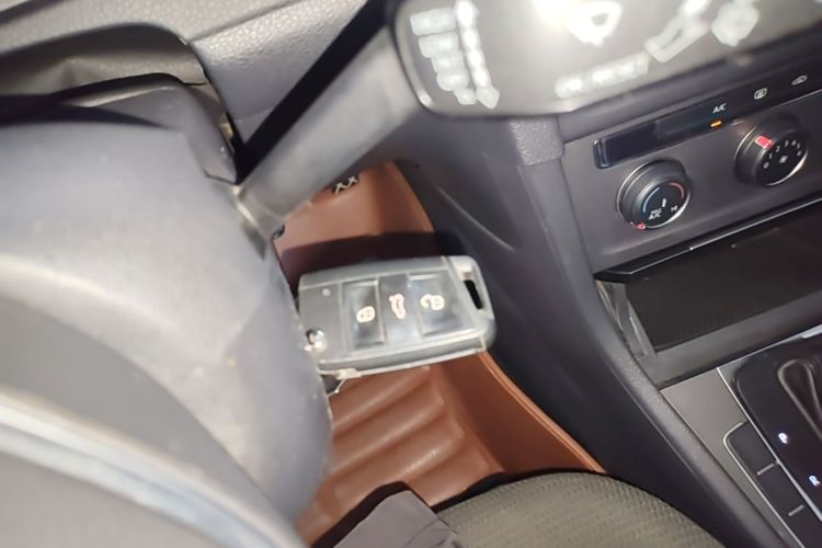 Volkswagen Golf 2015 #9 Volkswagen Golf 2015 car image #9