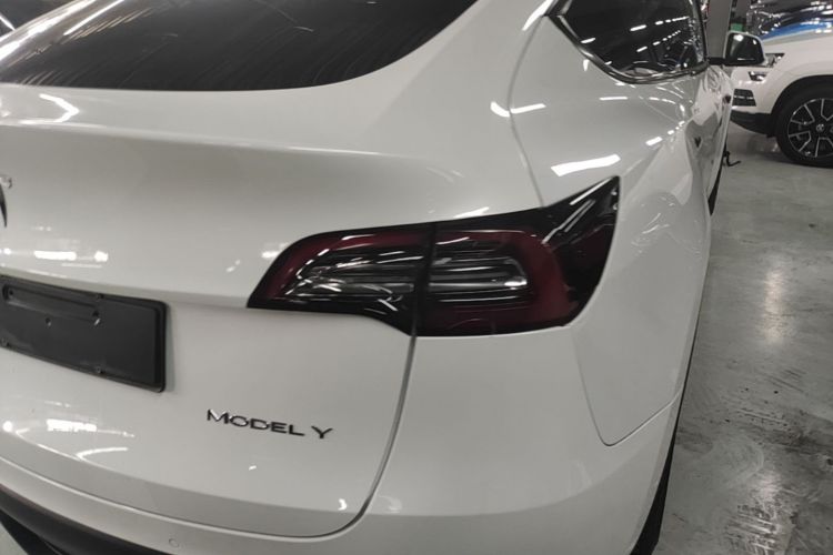 Tesla Model Y 2021 #8 Tesla Model Y 2021 immagine di auto #8
