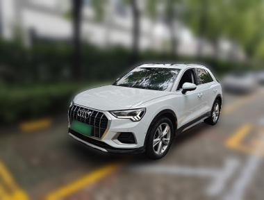 Audi Q3 2021 immagine di auto 