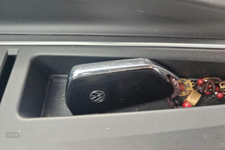 Volkswagen Golf 2021 car image #10