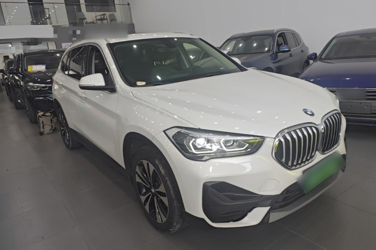 BMW X1 2021 #4 BMW X1 2021 car image #4