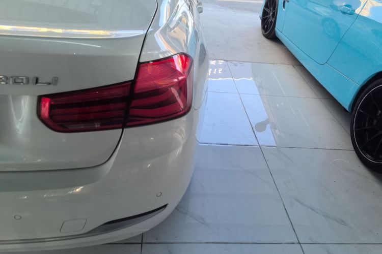 BMW 3 Series 2017 #8 BMW 3 Series 2017 car image #8