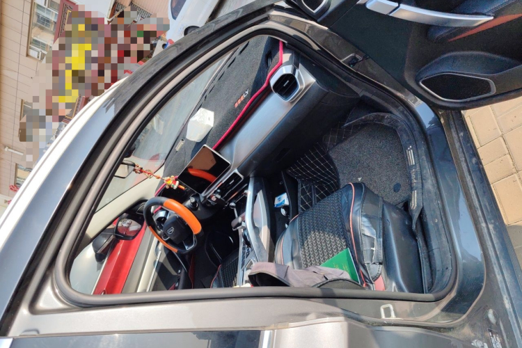 GEELY Coolray 2023 #25 GEELY Coolray 2023 car image #25