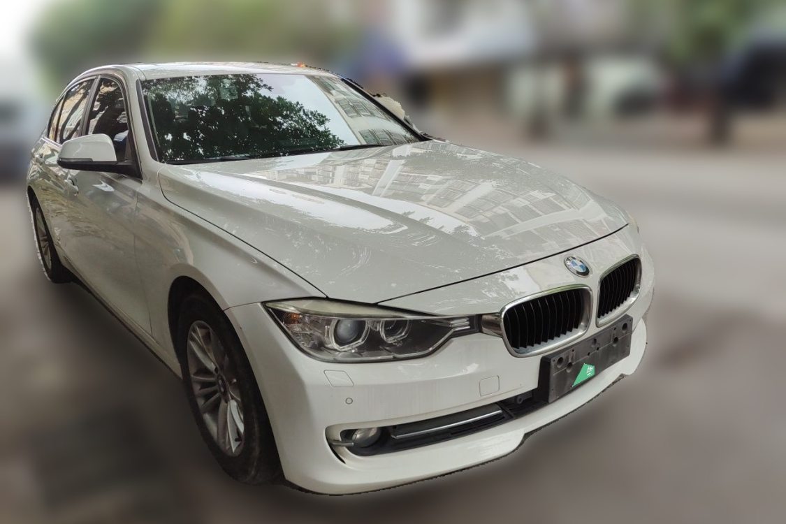 BMW 3 Series 2015 car image #2