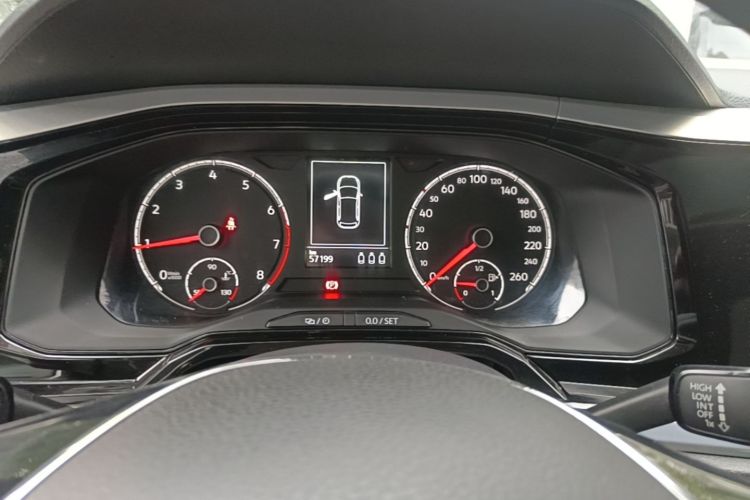 Volkswagen Polo 2021 car image #12