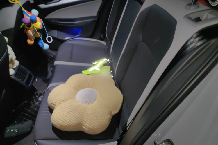 Volkswagen Golf 2021 car image #19