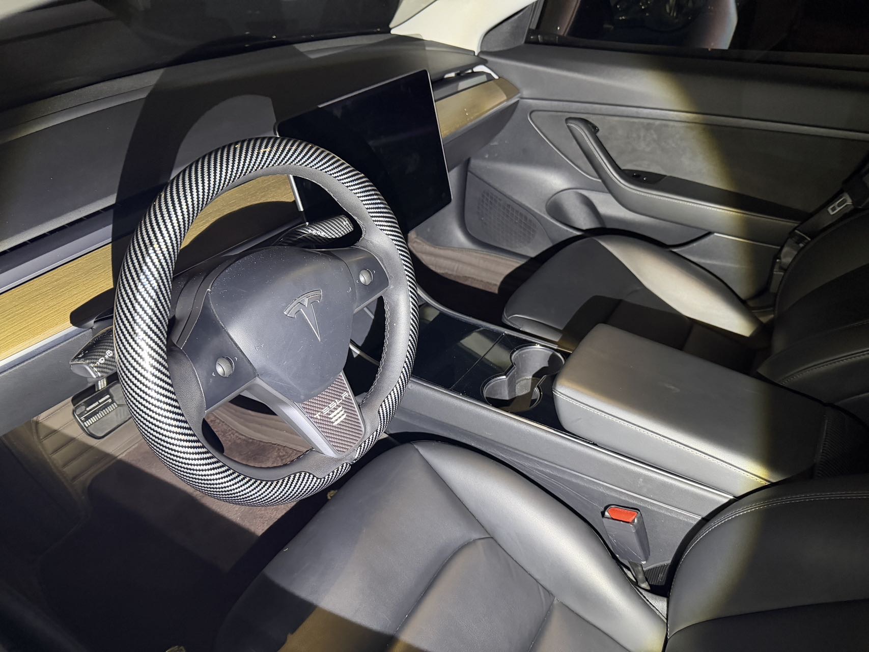 Tesla Model 3 2020 car image #7