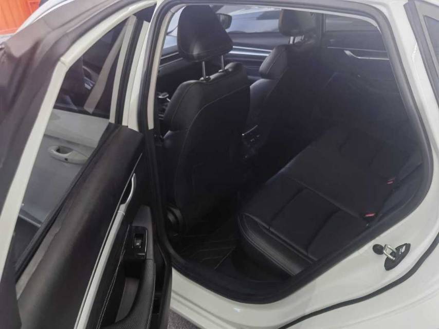 GEELY Emgrand 2025 #5 GEELY Emgrand 2025 imagen de coche #5