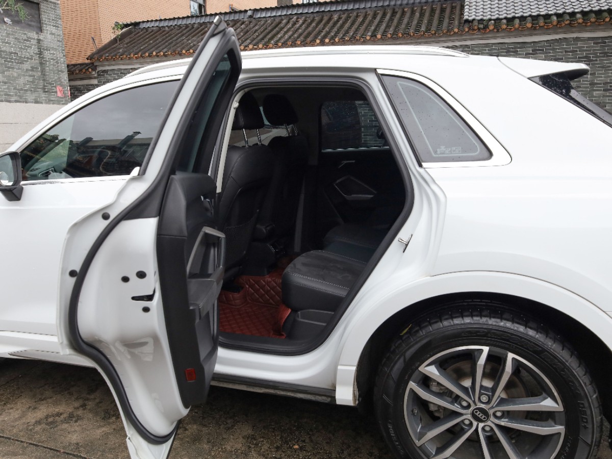 Audi Q3 2022 #8 Audi Q3 2022 car image #8