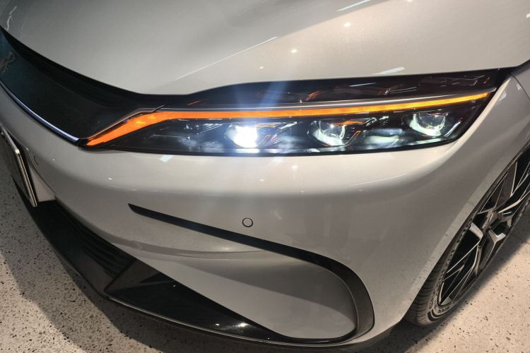 BYD Han 2024 imagen de coche #27