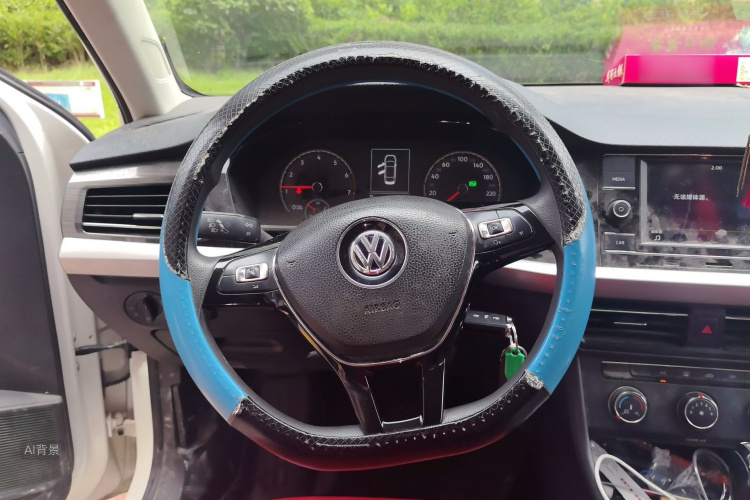 Volkswagen Lavida 2019 car image #12