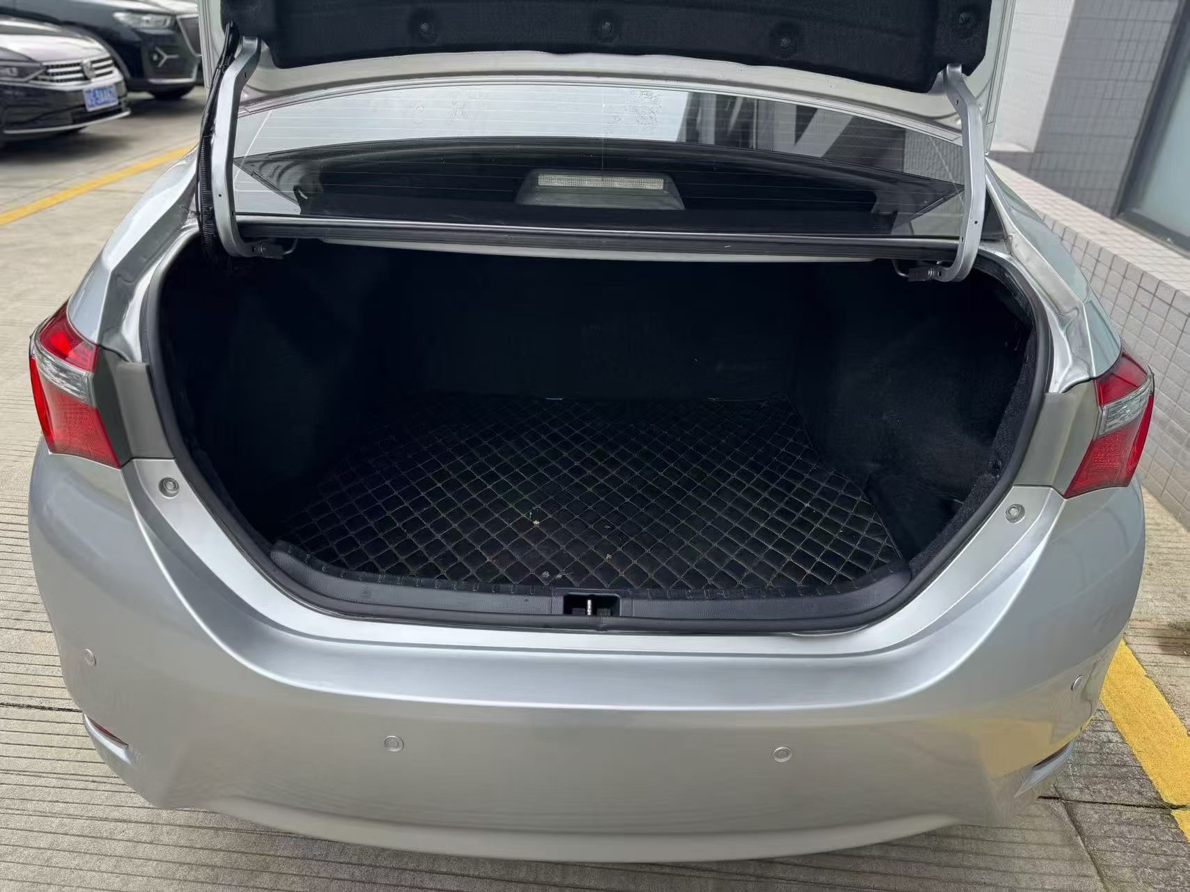 Toyota Corolla 2018 #6 Toyota Corolla 2018 car image #6