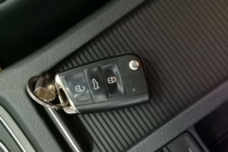 Volkswagen Golf 2017 #9 Volkswagen Golf 2017 car image #9