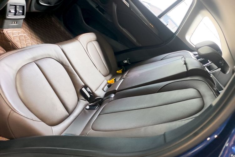 BMW X1 New Energy 2019 car image #17
