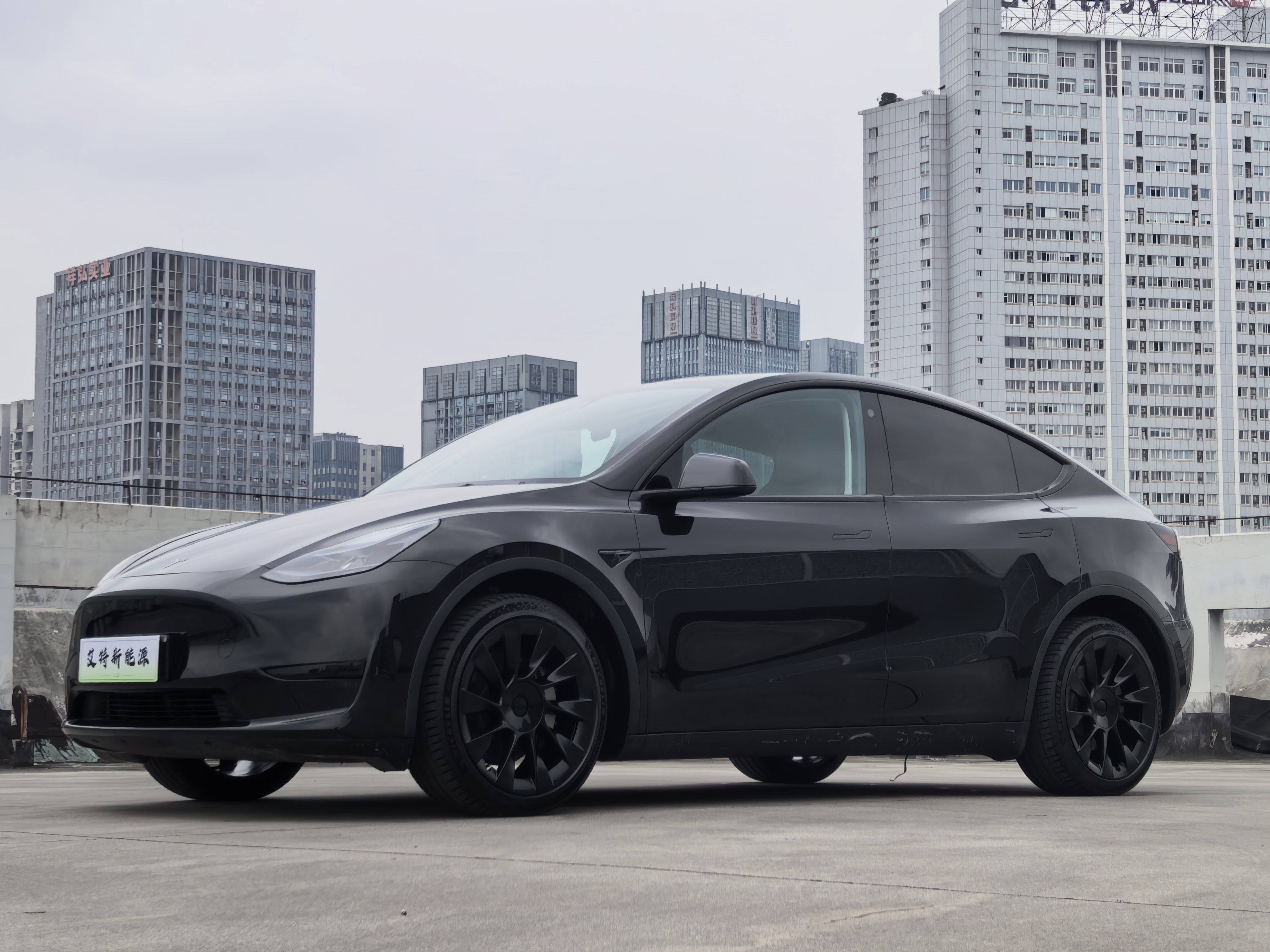 Tesla Model Y 2022 car image 