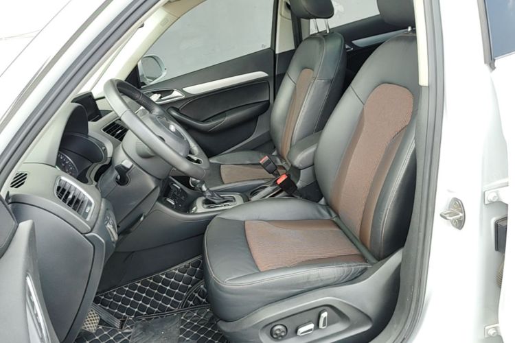 Audi Q3 2019 #15 Audi Q3 2019 car image #15