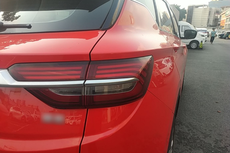 GEELY Coolray 2019 #8 GEELY Coolray 2019 car image #8