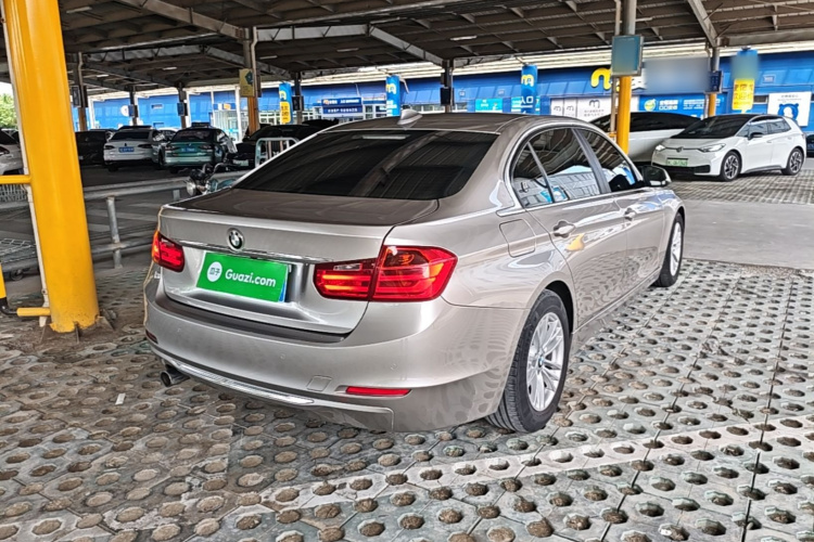 BMW 3 Series 2016 car image #7