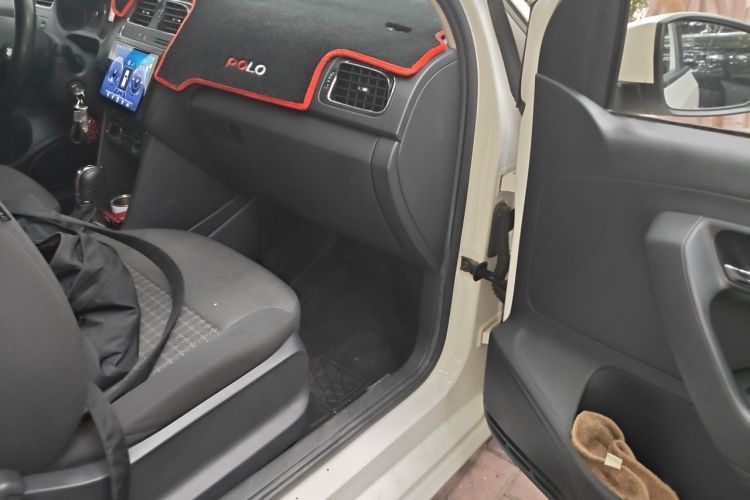 Volkswagen Polo 2017 #21 Volkswagen Polo 2017 car image #21