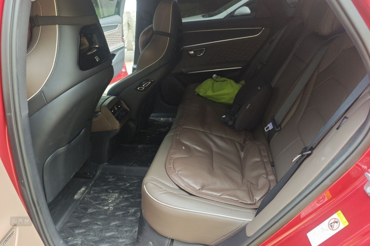 BYD Han 2022 car image #19