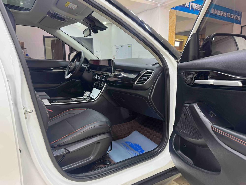 Kia Seltos 2023 image de voiture #8