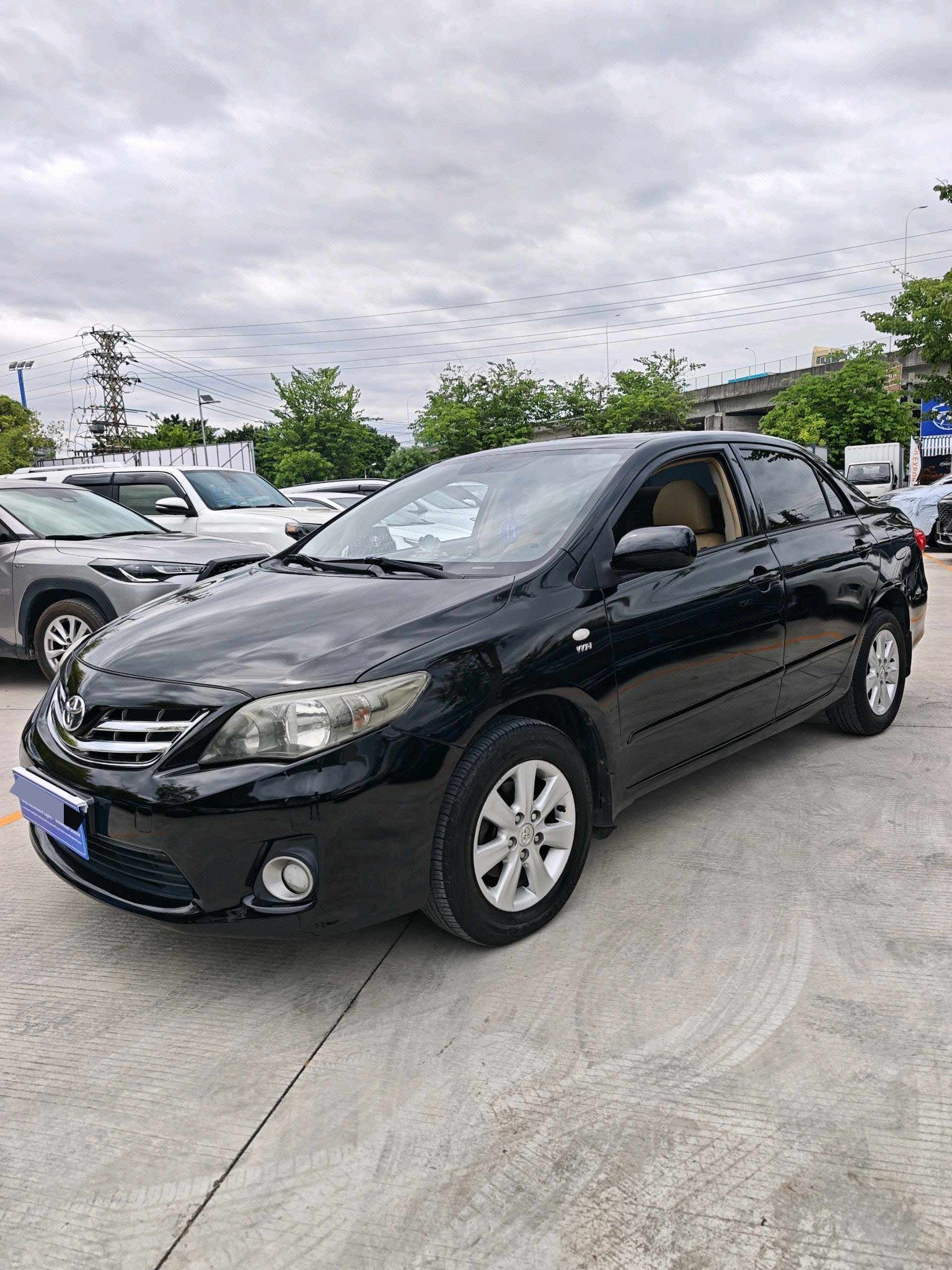 Toyota Corolla 2013 Toyota Corolla 2013 car image