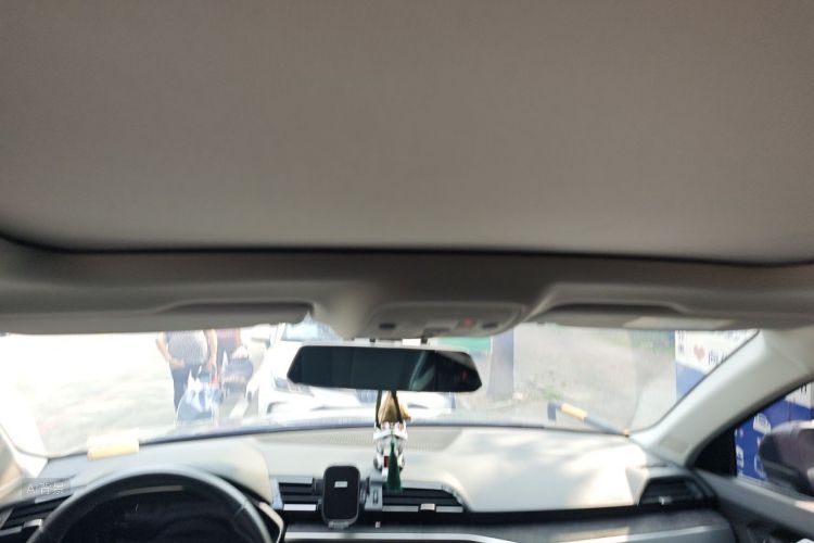 Audi Q3 2020 car image #20
