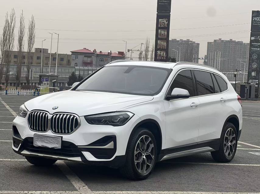 BMW X1 2022 car image 
