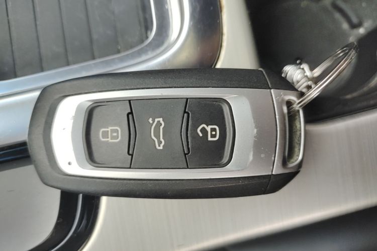 GEELY Emgrand GL 2017 #9 GEELY Emgrand GL 2017 car image #9