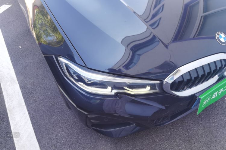 BMW 3 Series 2021 #8 BMW 3 Series 2021 car image #8