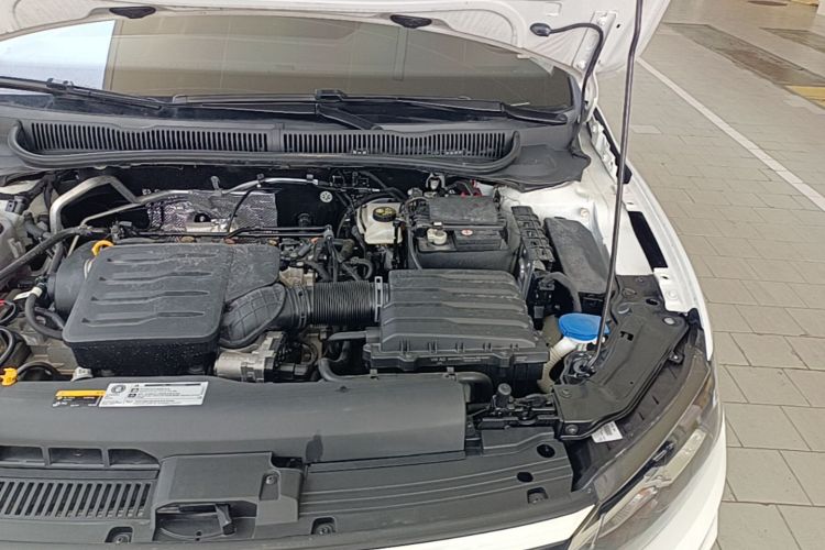 Volkswagen Polo 2023 car image #24