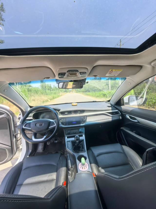 GEELY Emgrand 2019 car image #7