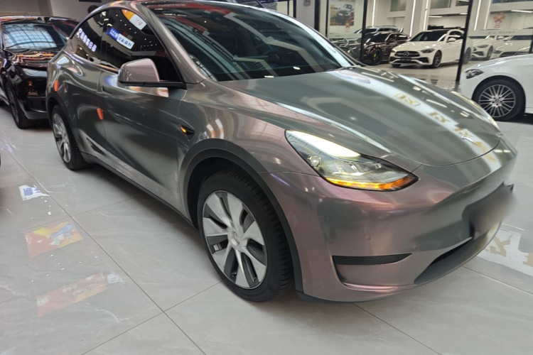 Tesla Model Y 2022 #4 Tesla Model Y 2022 immagine di auto #4