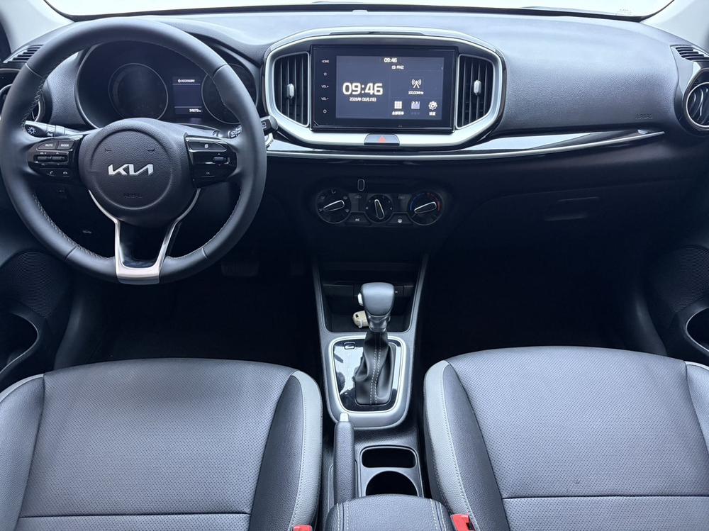 2023 car image #10